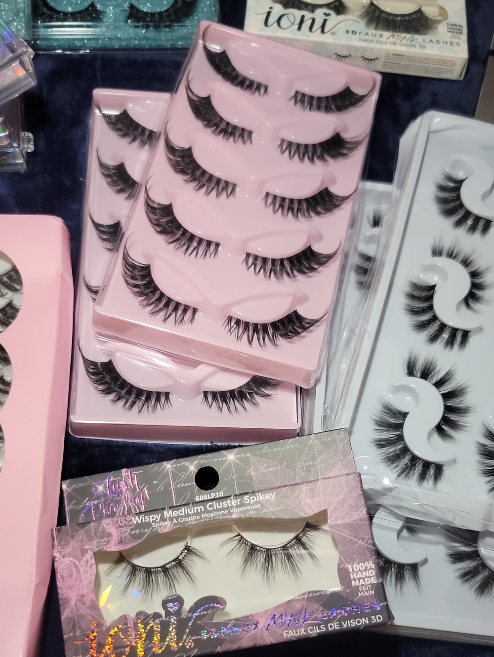 New Lashes More Then 60 Pairs And 10 Glues - Picture 3 of 7